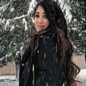 Meet your Posher, Aneela